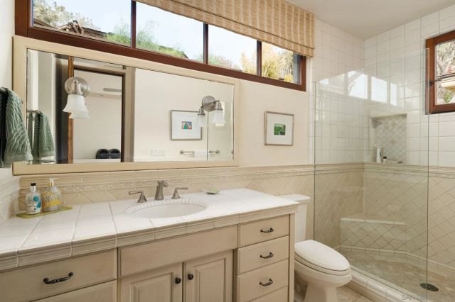 271 Ocean View Ave, Del Mar, CA 92014