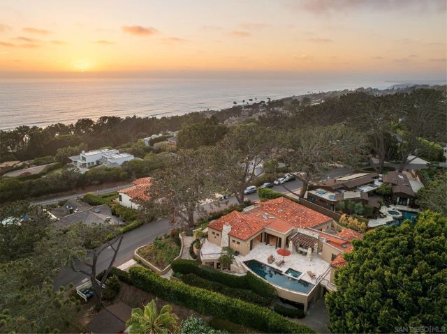 271 Ocean View Ave, Del Mar, CA 92014