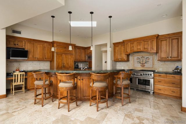 271 Ocean View Ave, Del Mar, CA 92014