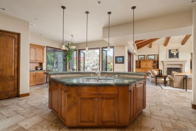 271 Ocean View Ave, Del Mar, CA 92014