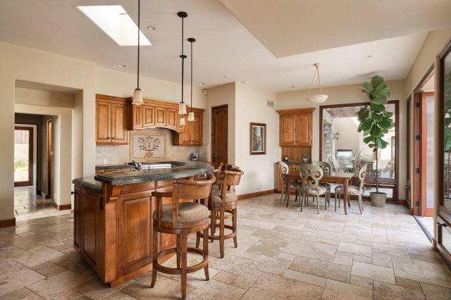 271 Ocean View Ave, Del Mar, CA 92014