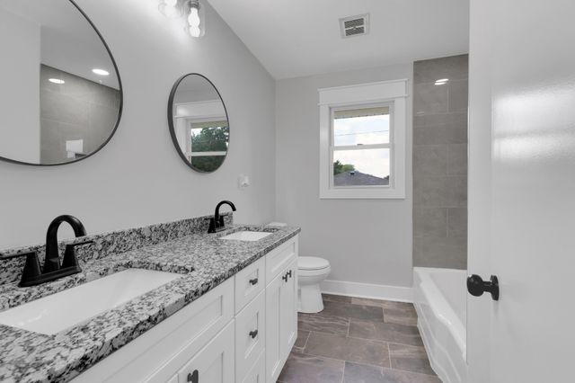 407 Dow Dr, Shelbyville, TN 37160