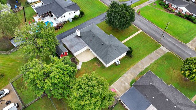 407 Dow Dr, Shelbyville, TN 37160