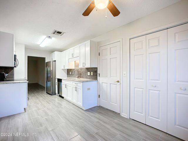 5509 BLOOMWOOD Court, Fleming Island, FL 32003