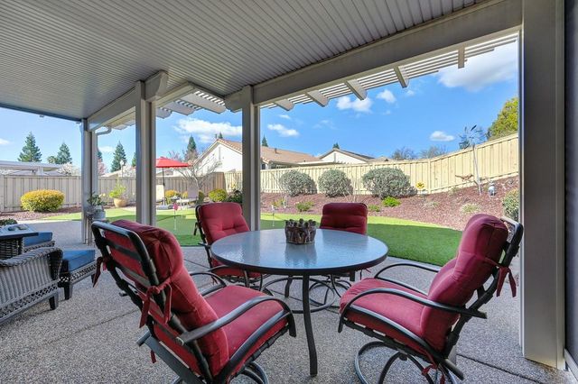 2241 Stepping Stone Ln, Lincoln, CA 95648