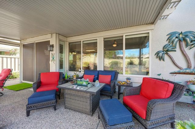 2241 Stepping Stone Ln, Lincoln, CA 95648