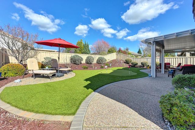 2241 Stepping Stone Ln, Lincoln, CA 95648