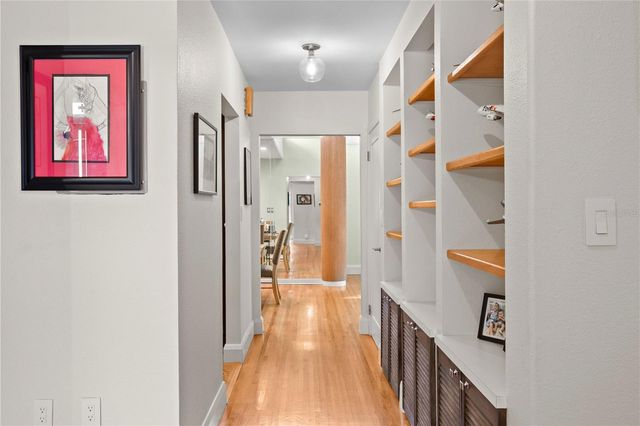 5101 W PLATT STREET, Tampa, FL 33609