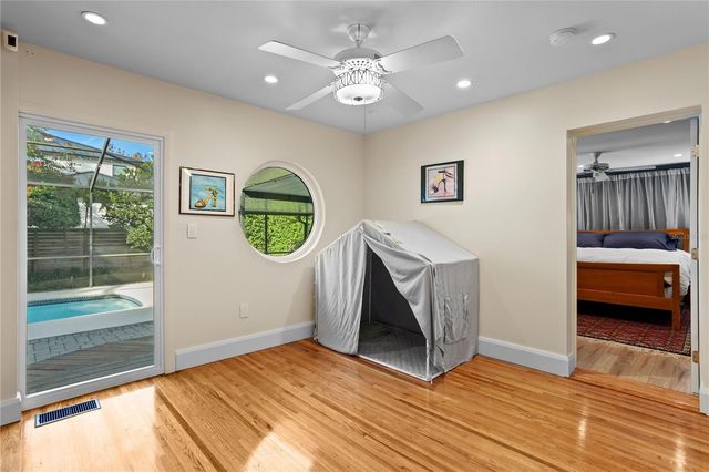 5101 W PLATT STREET, Tampa, FL 33609