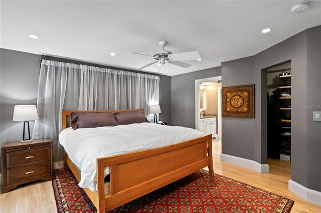 5101 W PLATT STREET, Tampa, FL 33609