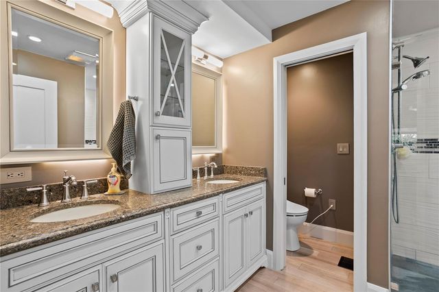 5101 W PLATT STREET, Tampa, FL 33609