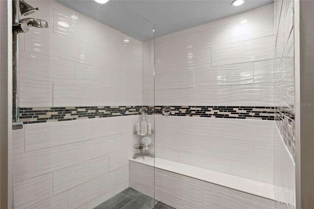 5101 W PLATT STREET, Tampa, FL 33609