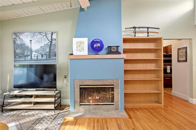 5101 W PLATT STREET, Tampa, FL 33609