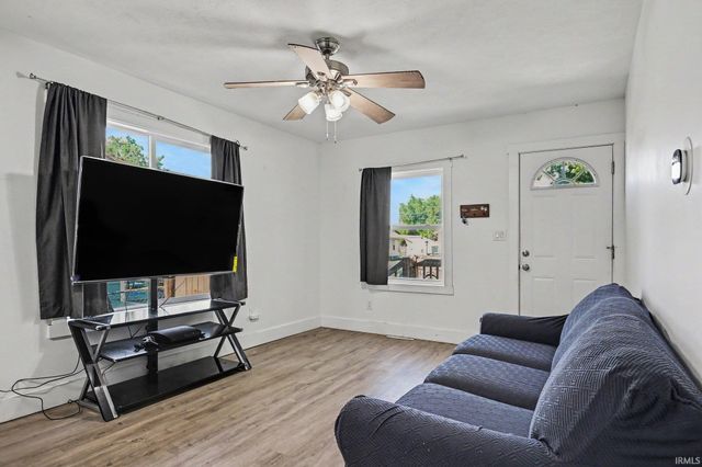 526 S 33rd Street, South Bend, IN 46615