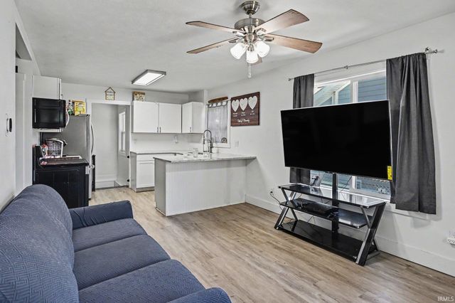 526 S 33rd Street, South Bend, IN 46615