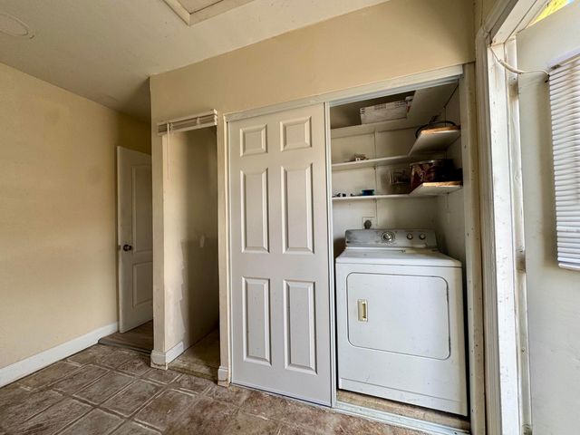 3941 NW 36th Terrace, Lauderdale Lakes, FL 33309