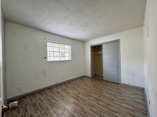 3941 NW 36th Terrace, Lauderdale Lakes, FL 33309