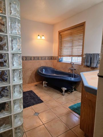 2940 Bear Creek Road, Weaverville, CA 96093