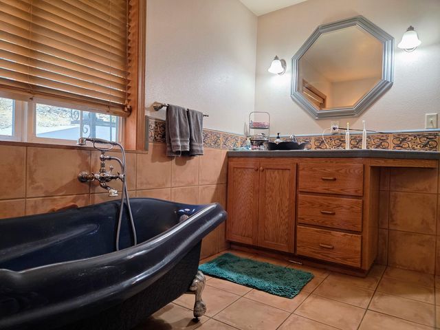 2940 Bear Creek Road, Weaverville, CA 96093