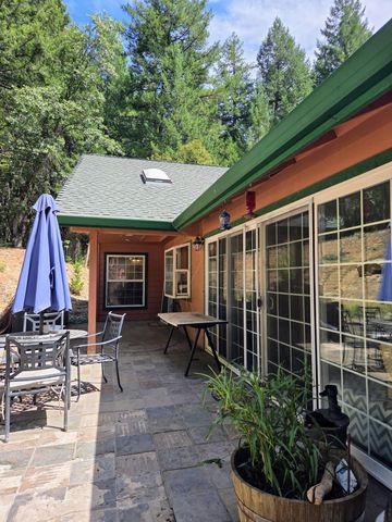 2940 Bear Creek Road, Weaverville, CA 96093