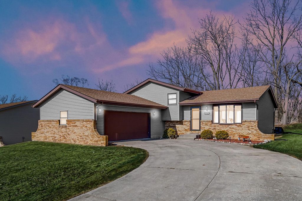 407 Aspen Street, Hebron, IN 46341