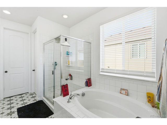 3322 Bella Luna Dr, Pueblo, CO 81001