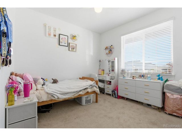 3322 Bella Luna Dr, Pueblo, CO 81001