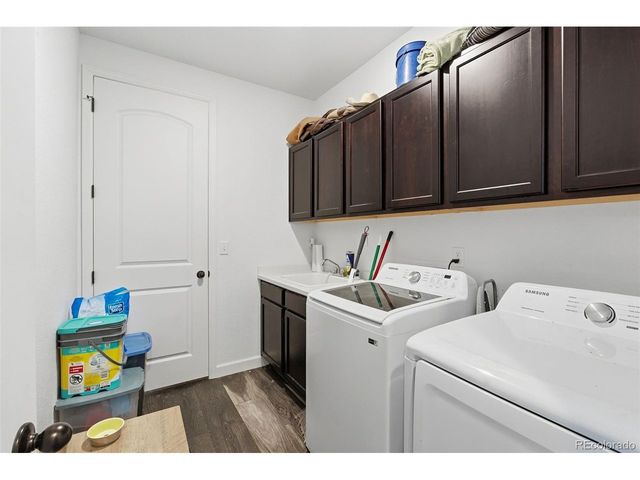 3322 Bella Luna Dr, Pueblo, CO 81001