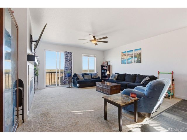 3322 Bella Luna Dr, Pueblo, CO 81001