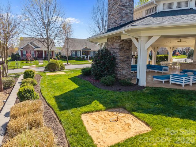 12811 Hazelbrook Lane, Cornelius, NC 28031