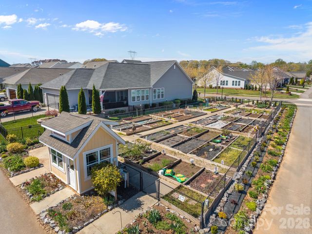 12811 Hazelbrook Lane, Cornelius, NC 28031