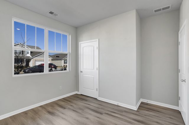 7452 Brady Ln, Antioch, TN 37013