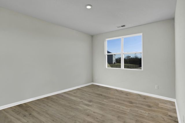 7452 Brady Ln, Antioch, TN 37013