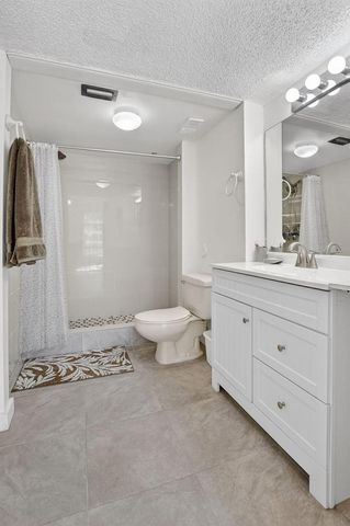 9110 Fairbanks Lane 5, Boca Raton, FL 33496