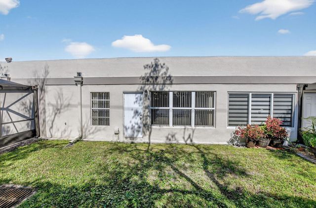 9110 Fairbanks Lane 5, Boca Raton, FL 33496