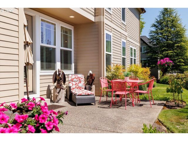 2303 Nw STIMPSON Ln, Portland, OR 97229