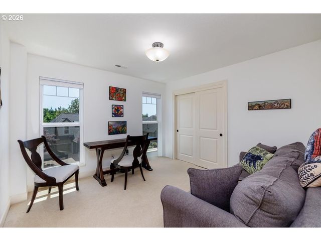 2303 Nw STIMPSON Ln, Portland, OR 97229