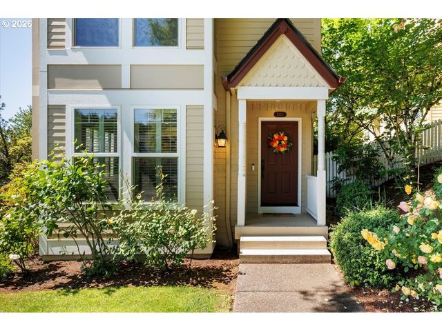 2303 Nw STIMPSON Ln, Portland, OR 97229