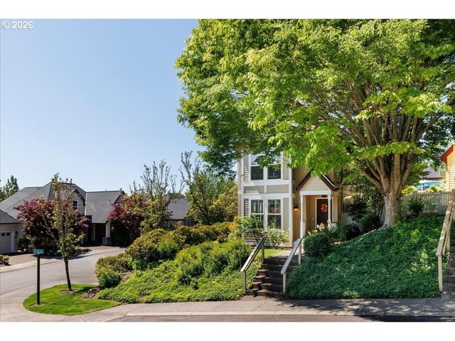 2303 Nw STIMPSON Ln, Portland, OR 97229