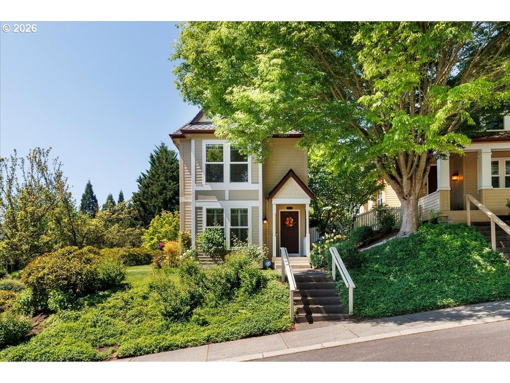 2303 Nw STIMPSON Ln, Portland, OR 97229