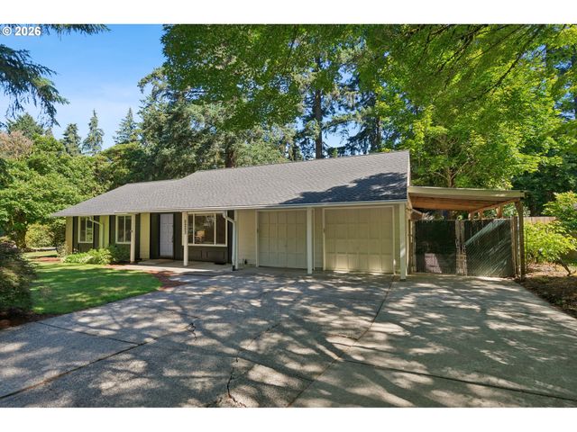 5253 TIMBERGROVE St, Lake Oswego, OR 97035