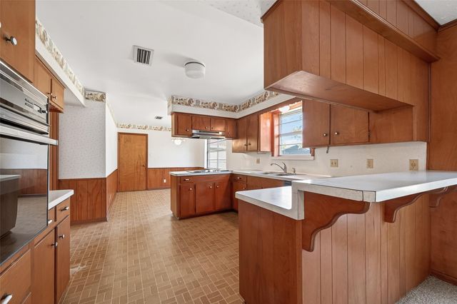 1215 Easy Street, Rosenberg, TX 77471