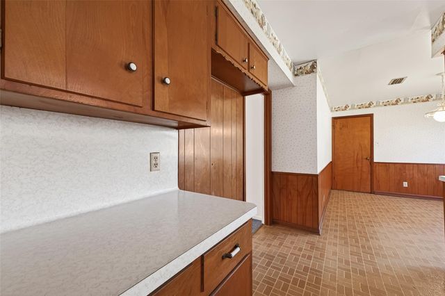 1215 Easy Street, Rosenberg, TX 77471