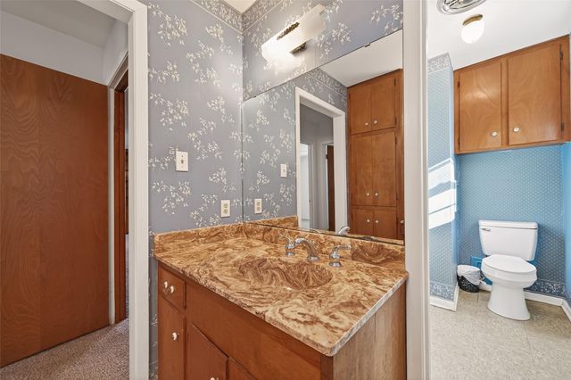 1215 Easy Street, Rosenberg, TX 77471