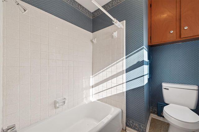 1215 Easy Street, Rosenberg, TX 77471