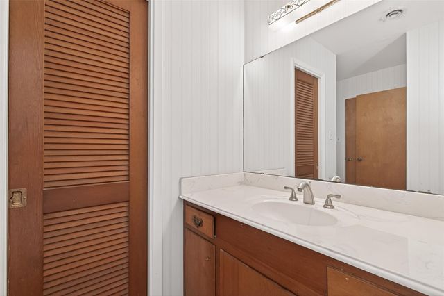 1215 Easy Street, Rosenberg, TX 77471