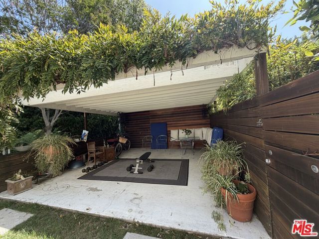 13324 W SUNSET, Los Angeles, CA 90049
