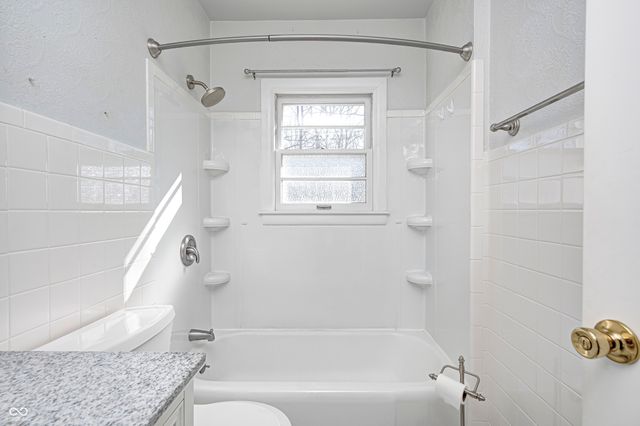 9525 N Lick Creek Road, Morgantown, IN 46160