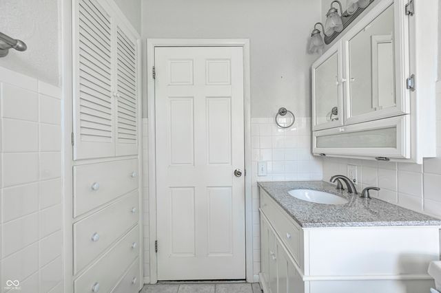 9525 N Lick Creek Road, Morgantown, IN 46160