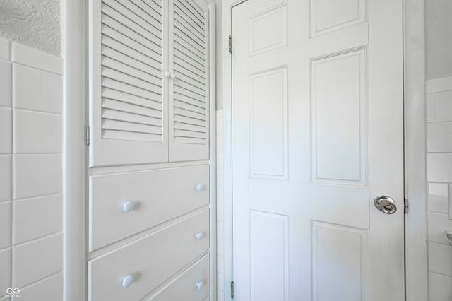 9525 N Lick Creek Road, Morgantown, IN 46160